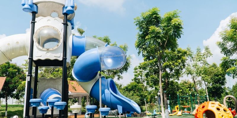 Du khách có thể đến công viên bằng nhiều cách