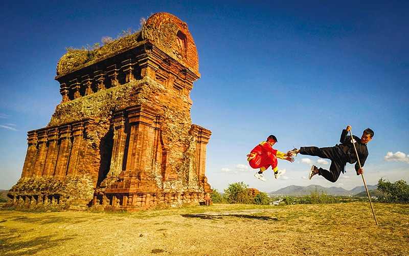 Bình Định là quê hương của võ thuật Tây Sơn và tháp Chăm cổ