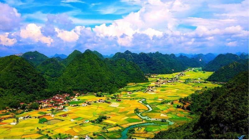du-lich-dau-nam-tai-dong-bac.jpg