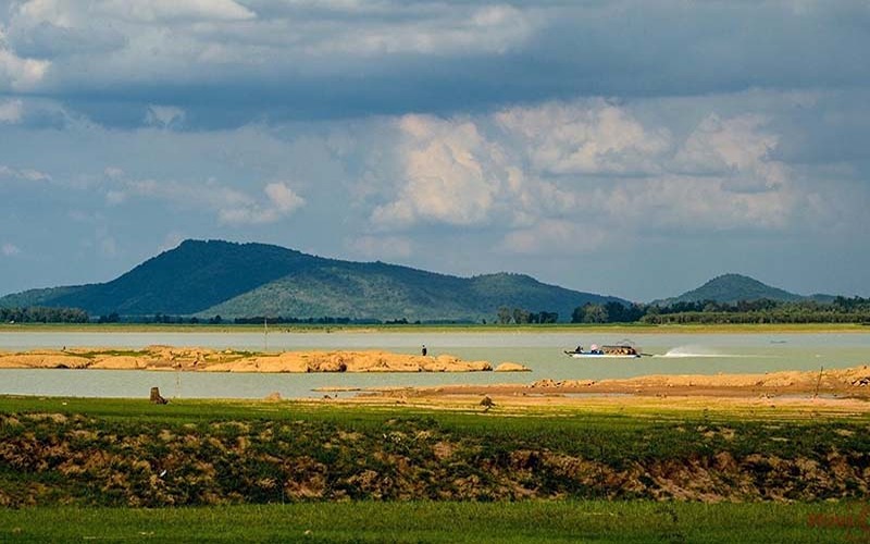 Khám phá hồ Dầu Tiếng đẹp bao la