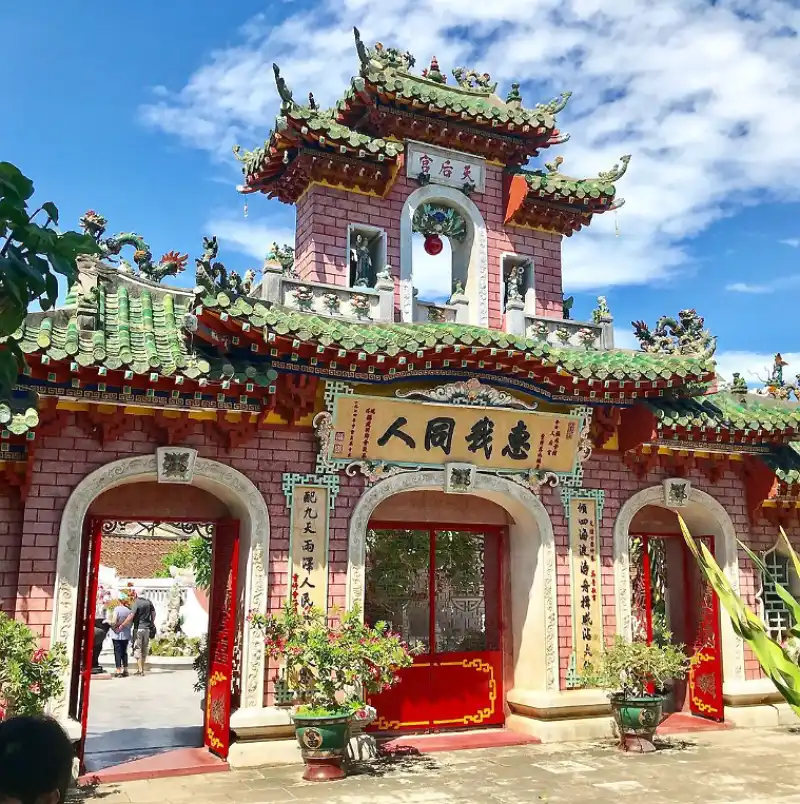 Đường di chuyển đến Hội quán rất thuận tiện