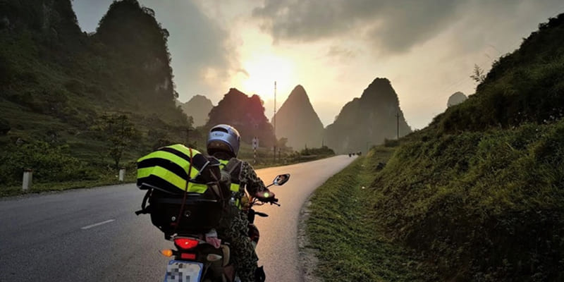 Đường đi đến Resort rất dễ, thuận tiện cho mọi phương tiện