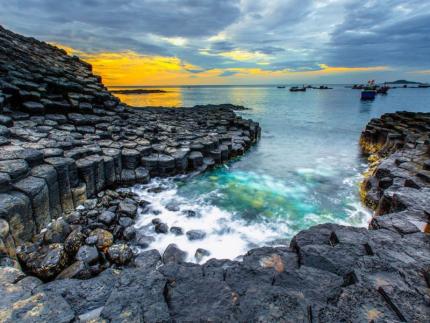 Ghềnh Đá Đĩa - Kỳ Quan Đá Núi Lửa Lớn Nhất Phú Yên