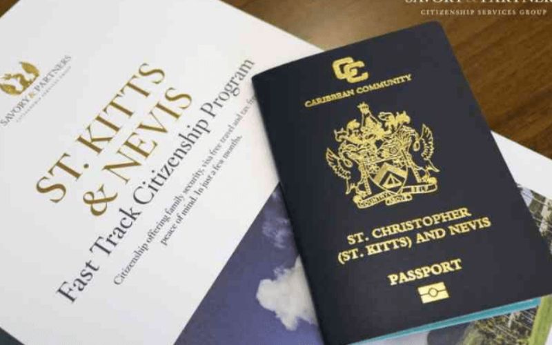 Giấy tờ cá nhân cần bắt buộc có hộ chiếu