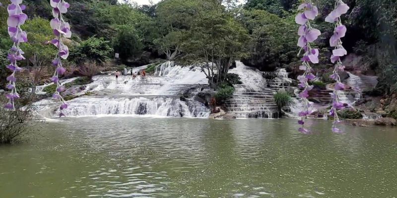 Giữ gìn vệ sinh để cảnh quan thác luôn sạch đẹp