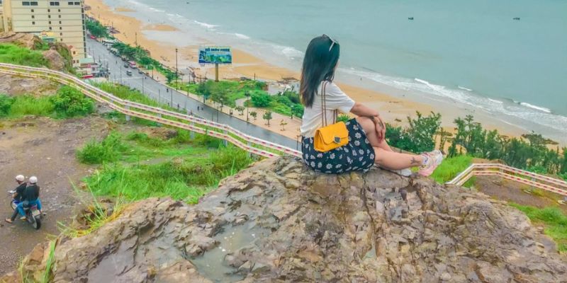 Góc chụp sống ảo cực chất trên những tảng đá tự nhiên