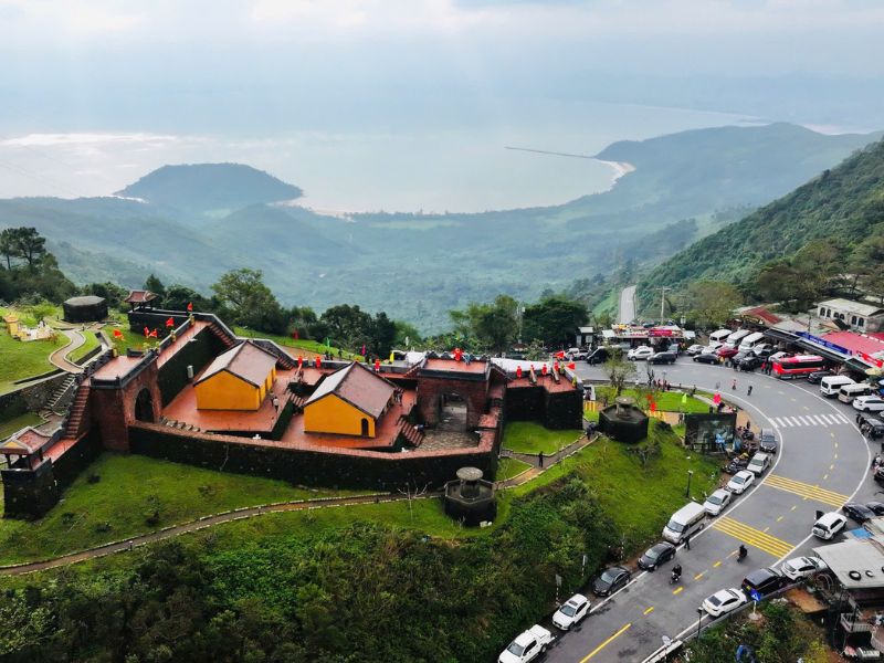 Chinh phục tuyến đường thiên lý Bắc Nam