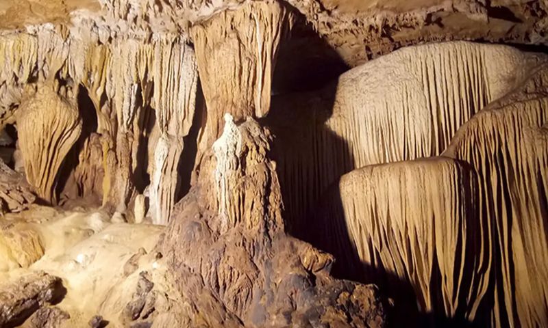 Hang động Tả Phìn có kỳ quan ấn tượng