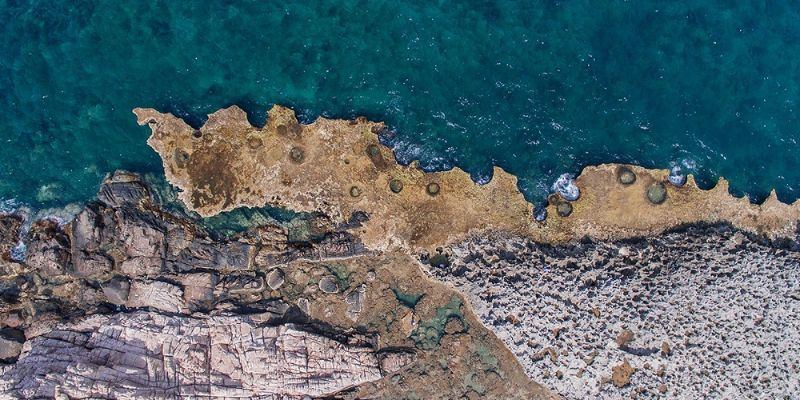 Hang Rái là điểm du lịch nổi tiếng tại khu vực vịnh Vĩnh Hy