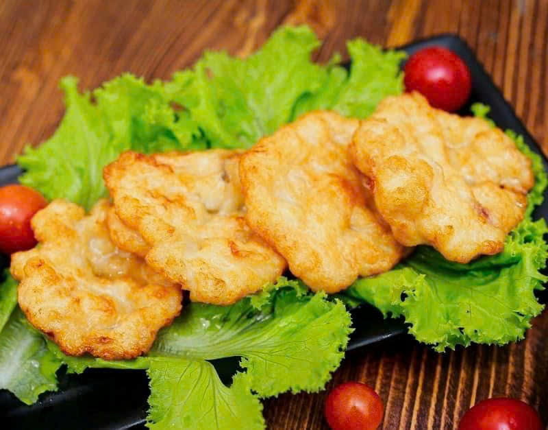 Nhiều món ăn đặc sản địa phương mà bạn có thể thưởng thức tại đây