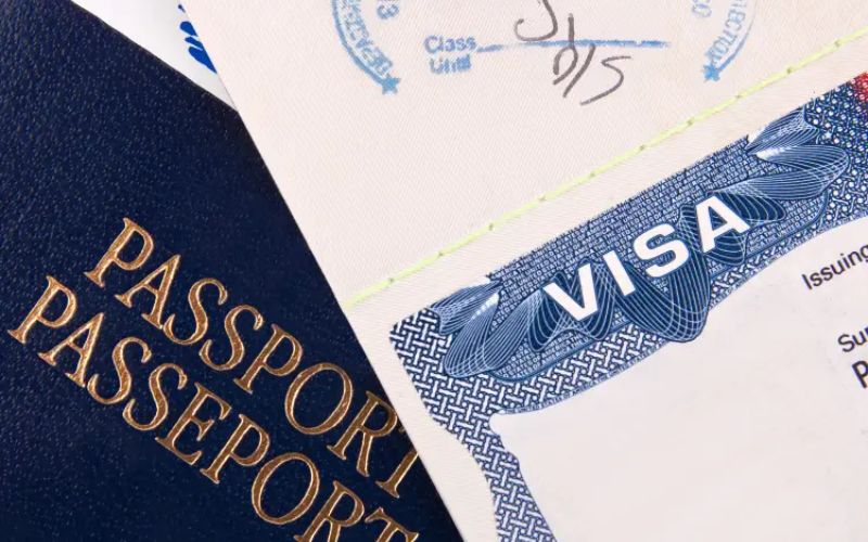 Hồ sơ xin visa đi Uruguay luôn cần có hộ chiếu hợp lệ