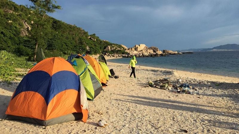 Hoạt động camping khám phá thiên nhiên thú vị