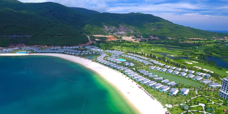 Bãi Trũ đẹp nức lòng du khách ghé thăm