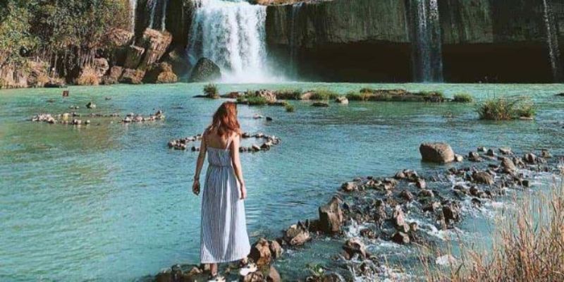 Di chuyển đến dòng thác Dray Nur đơn giản