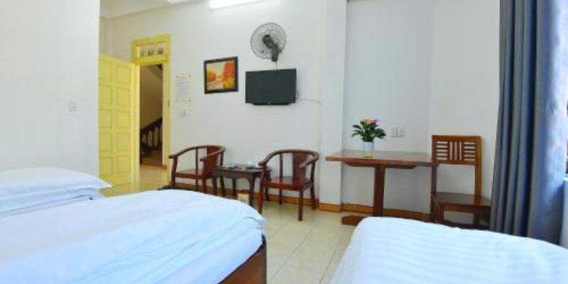 Khách sạn Đông Phương với chi phí tiết kiệm