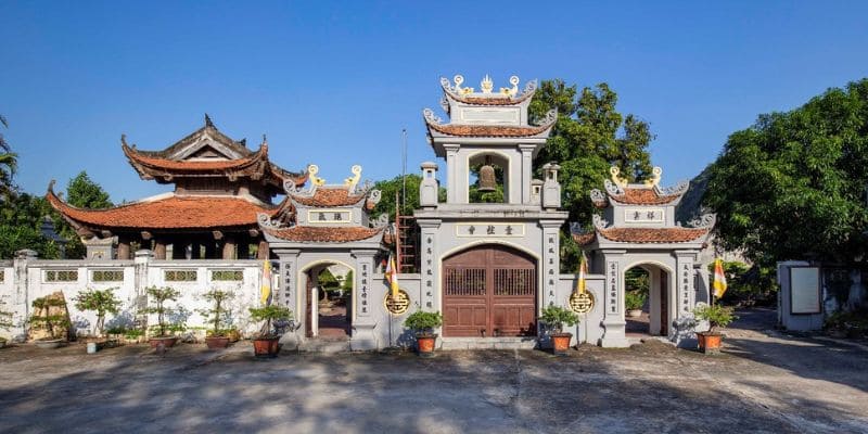 Khám phá chùa Nhất Trụ cổ nhất Việt Nam