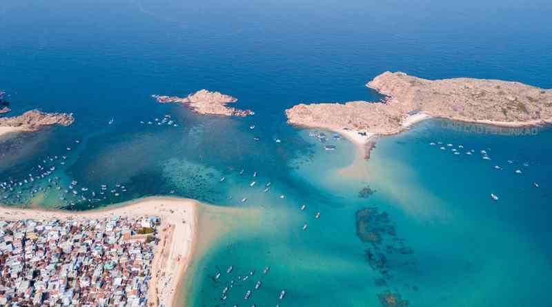 Khám phá địa hình độc đáo của Hòn Khô