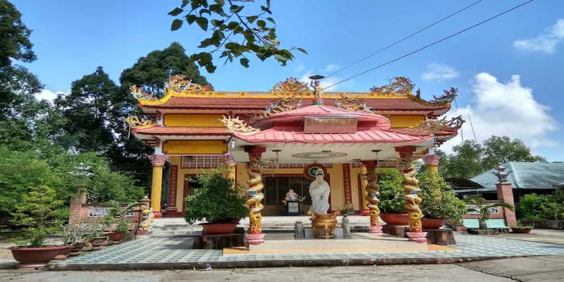 Trung tâm tôn giáo Gò Tháp Mười