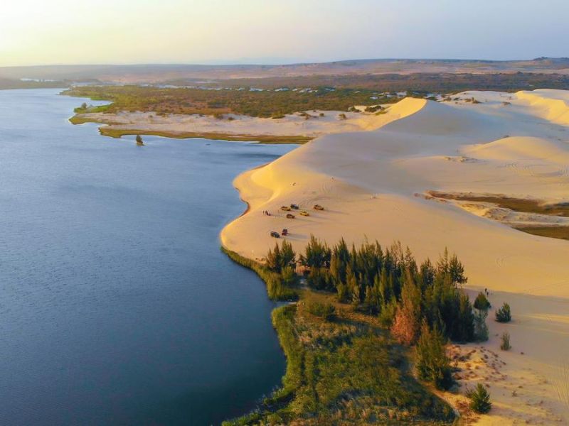 Chia sẻ các thông tin tóm tắt về khu du lịch Bàu Trắng