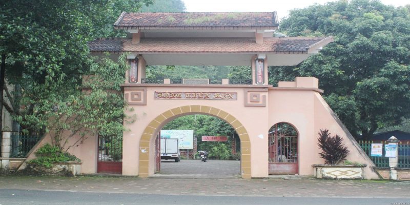 Ghé thăm động Tiên Sơn