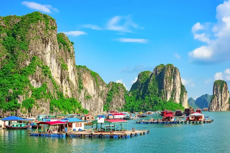 Combine your visit with other famous destinations in Quang Ninh