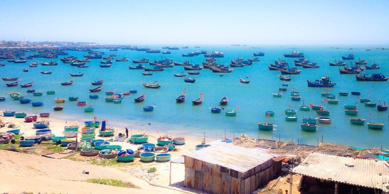 Vẻ đẹp thơ mộng của làng chài Mũi Né yên bình
