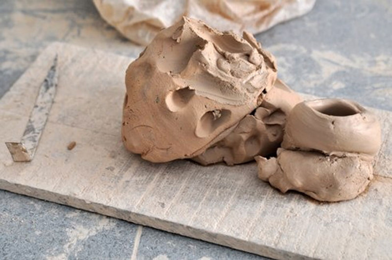 Gốm Phù Lãng sử dụng đất sét hồng để sản xuất