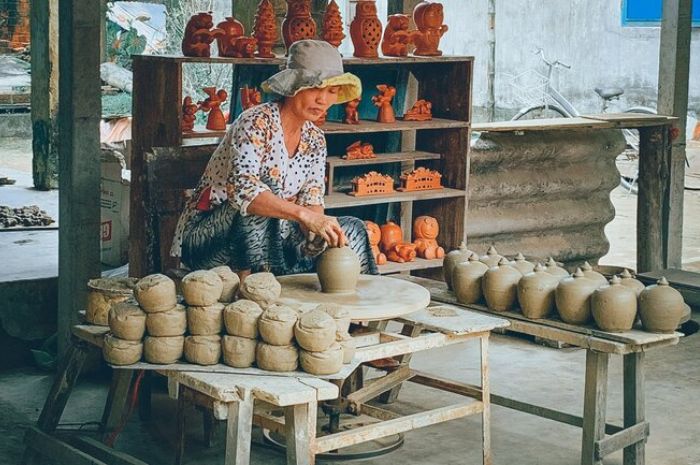 Làng gốm Thanh Hà - Điểm du lịch văn hóa đặc sắc