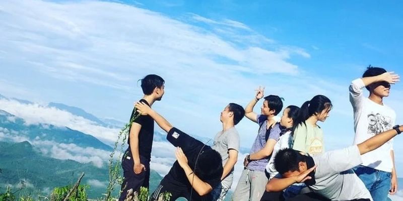 Ngắm nhìn toàn bộ khung cảnh thiên nhiên từ núi Thọ