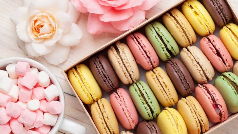 Đi du lịch Pháp nên mua gì? - Hãy mua Macaron