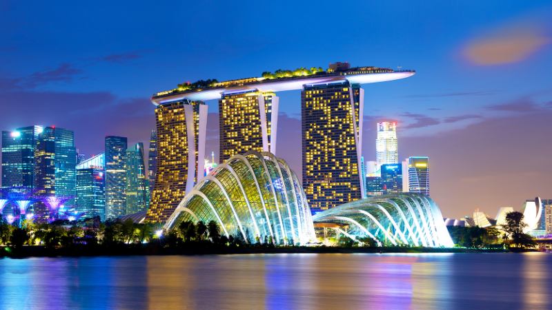 Marina Bay Sands là một trong các địa điểm du lịch Singapore nên ghé