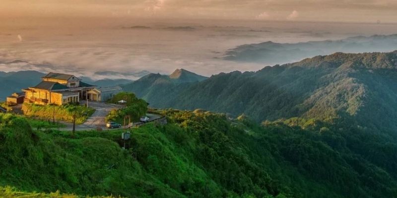 Khung cảnh thanh bình mùa lúa mới trên ruộng bậc thang