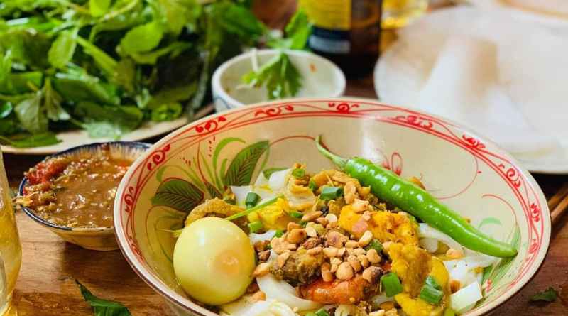 Mì Quảng trộn Tam Kỳ đơn giản mà đậm đà