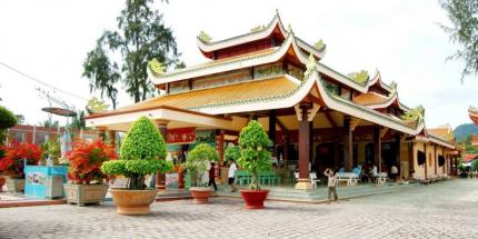 Miếu Bà Chúa Xứ Bàu Mướp - Điểm đến linh thiêng ở An Giang