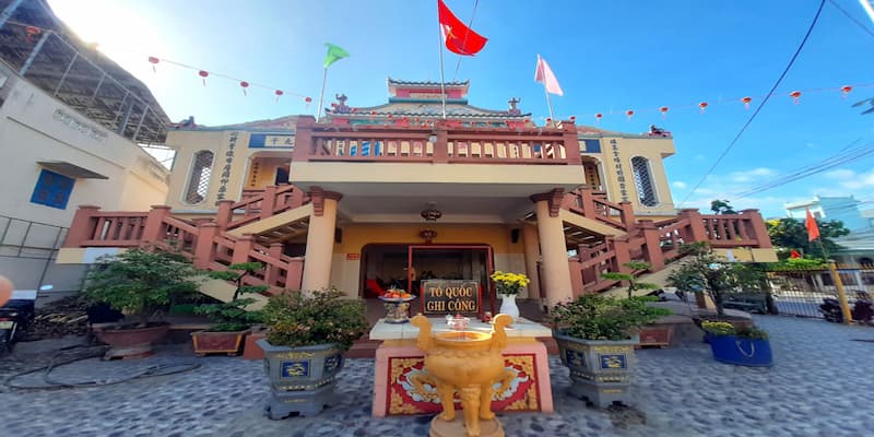 Kiến trúc miếu bà gây ấn tượng tới du khách