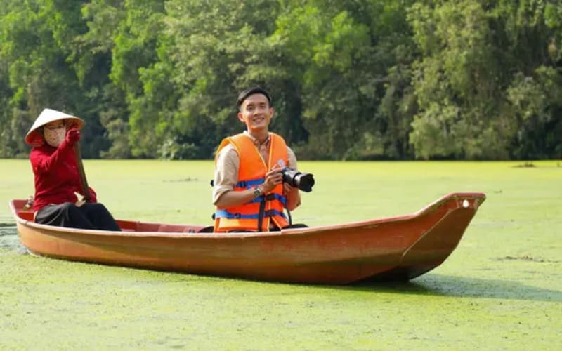 Một ngày hóa thân làm người miền Tây
