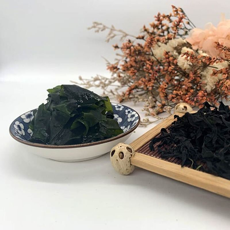 Rong biển khô, món ăn kèm nổi tiếng, là quà thiết thực