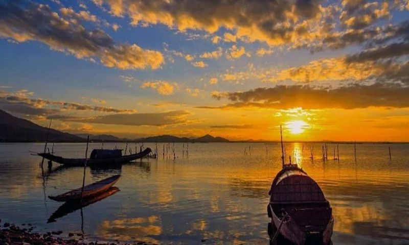 Mùa hè được cho là lúc đẹp nhất để tới Tam Giang