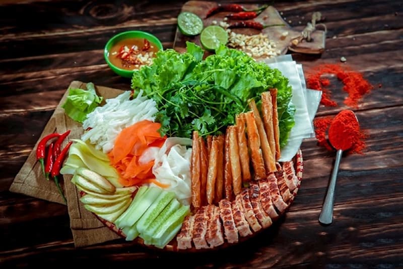 Nem nướng Nha Trang làm say đắm vị giác du khách thập phương