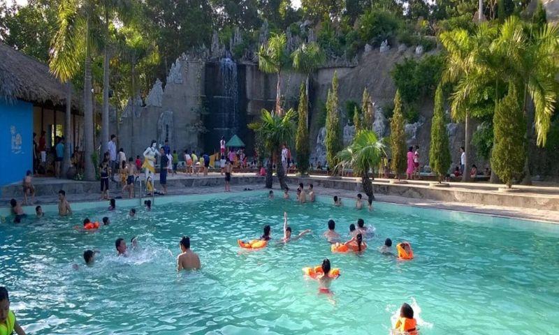 Nên chọn thời điểm thích hợp để tới suối nước khoáng nóng