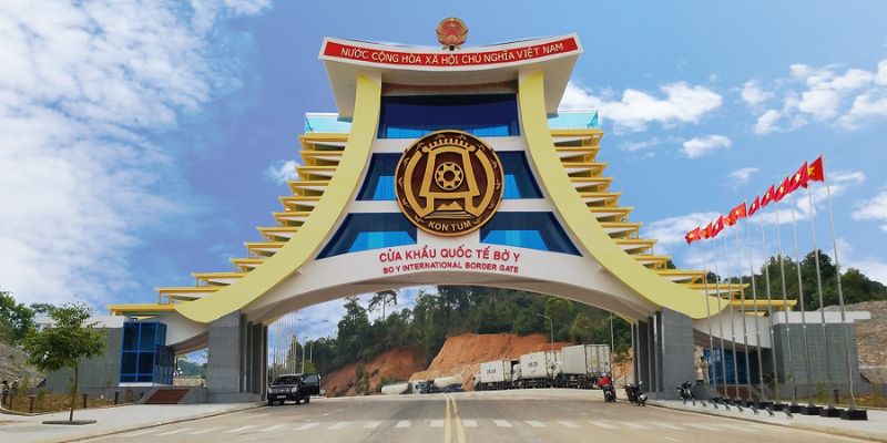 Cửa khẩu Quốc tế Bờ Y là điểm giao thương quan trọng của Việt Nam