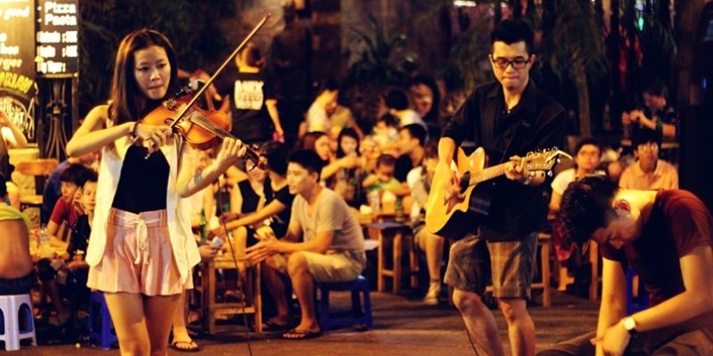 Ngắm cảnh phố Tây Mỹ Gia đầy màu sắc