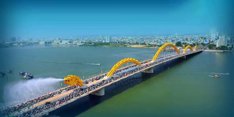 Ngắm nhìn cầu Rồng hùng vĩ nổi danh trong và ngoài nước