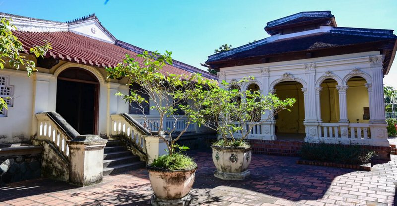 Kinh nghiệm tham quan nhà cổ Ba Đức