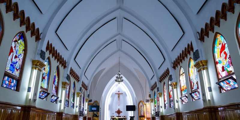 Nhà thờ Đá nằm ngay trung tâm phường Sapa