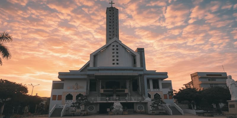 Chú ý về trang phục và tác phong khi vào nhà thờ