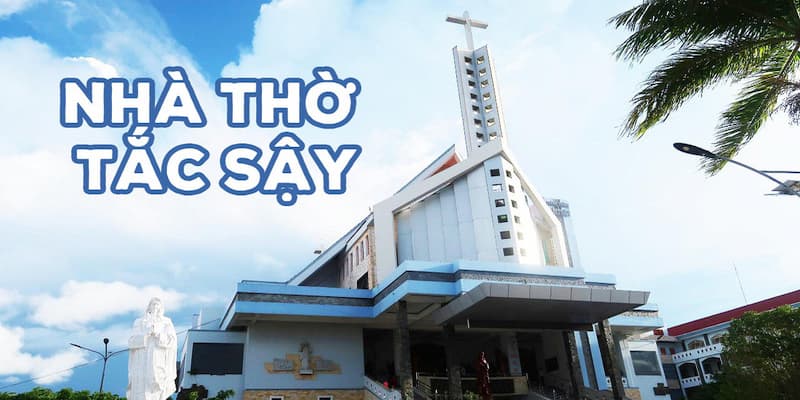 Khu vực khuôn viên của nhà thờ