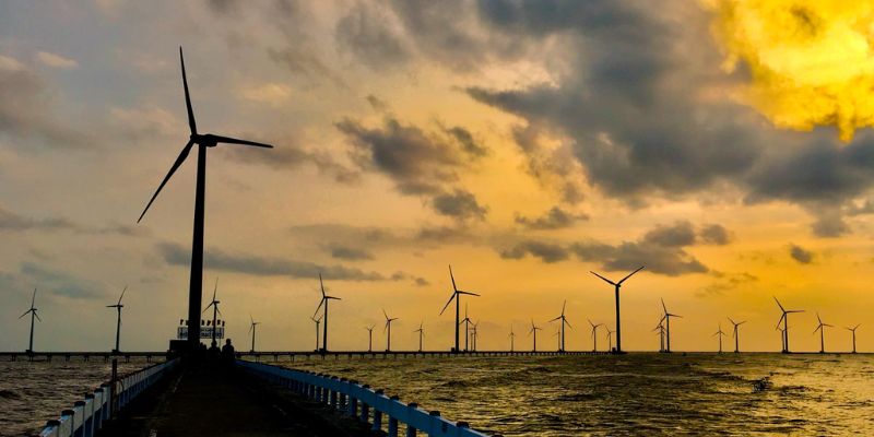 Nhìn ngắm hoàng hôn tuyệt đẹp tại cánh đồng