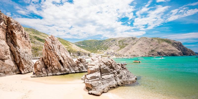 Những bãi đá tạo nên sự độc đáo của nơi đây