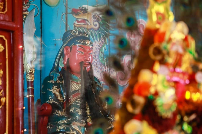 Quán Quảng Triệu là nơi thờ thần Quan Công cùng Tiền Hiền